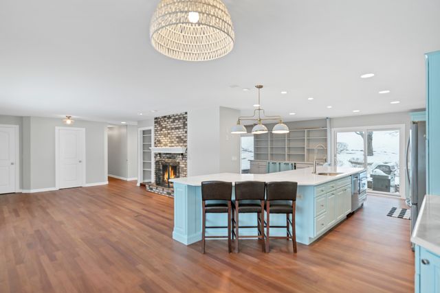 1405 Surrey Lane, Algonquin, IL 60102