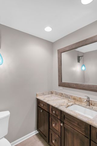 1405 Surrey Lane, Algonquin, IL 60102