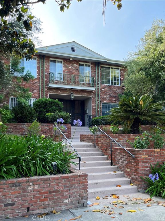 837 S Windsor Boulevard 7, Los Angeles, CA 90005