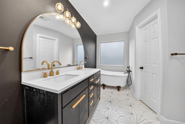 17002 Analisa Circle, Houston, TX 77084