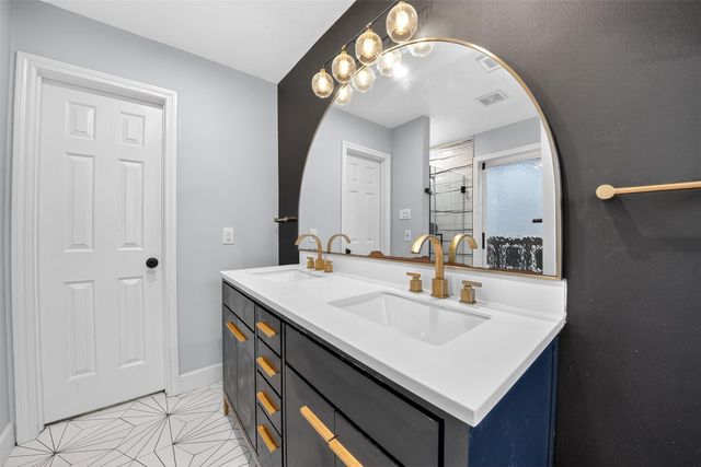 17002 Analisa Circle, Houston, TX 77084