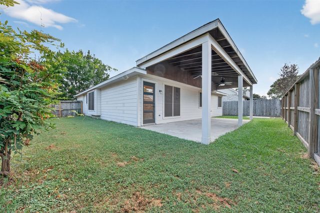 17002 Analisa Circle, Houston, TX 77084