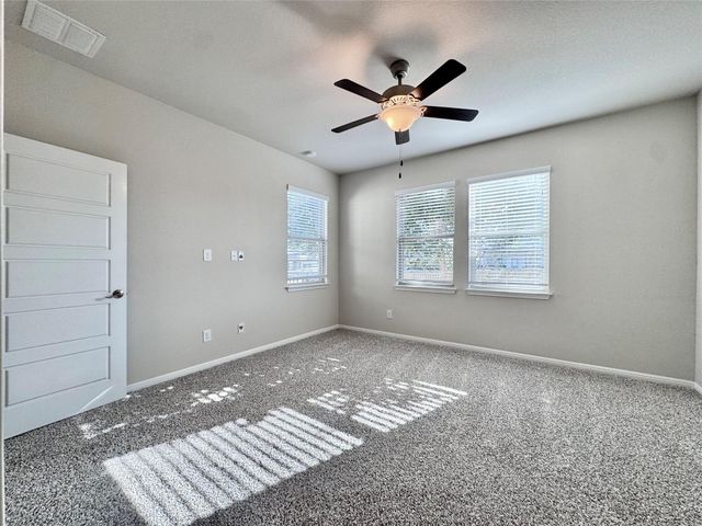 148 Shearwater LN, Leander, TX 78641