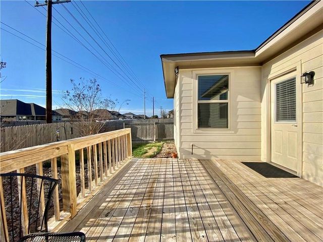 148 Shearwater LN, Leander, TX 78641