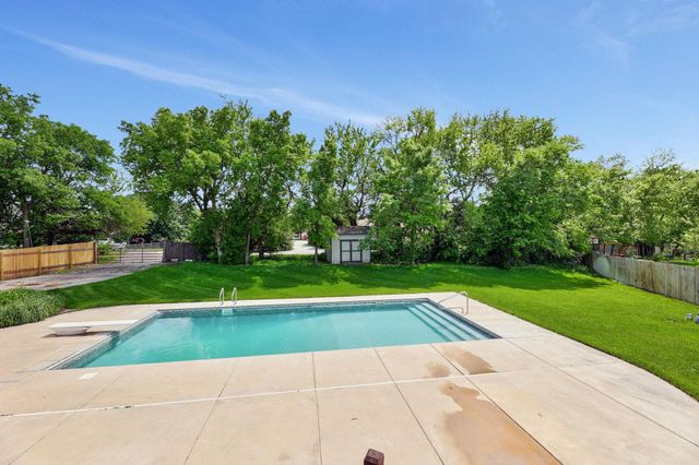 15811 W McCormick, Goddard, KS 67052