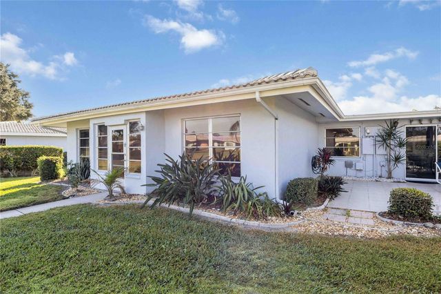 3713 SOMERVILLE DRIVE 1512, Sarasota, FL 34232