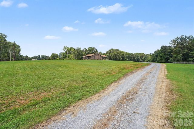 658 Hicks Hill Road, Lawndale, NC 28090