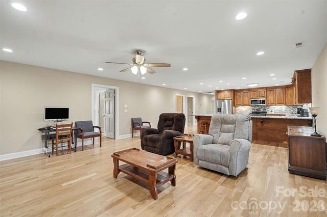 658 Hicks Hill Road, Lawndale, NC 28090