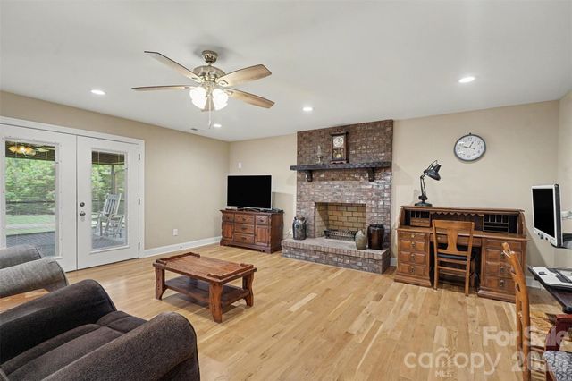 658 Hicks Hill Road, Lawndale, NC 28090