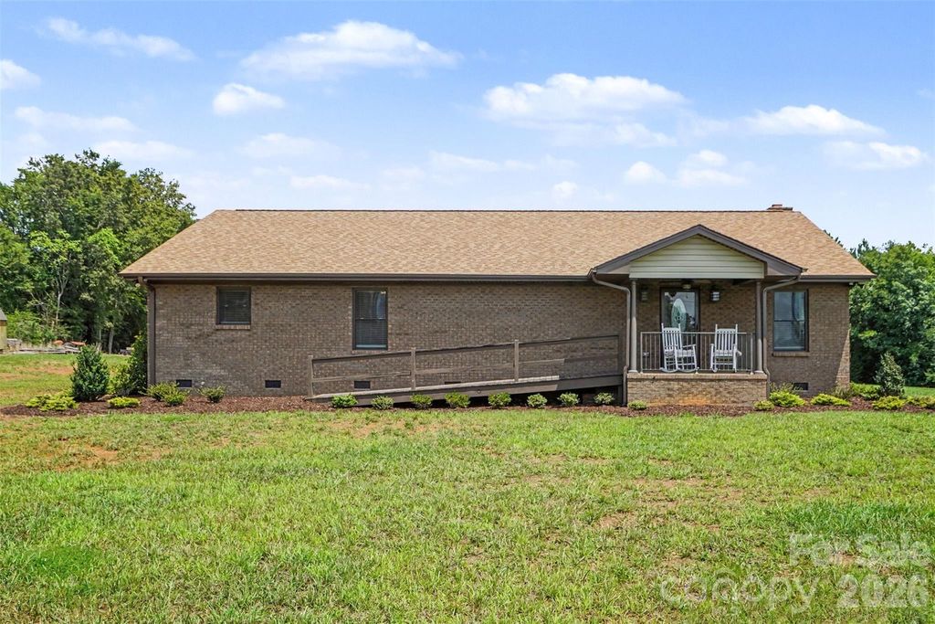 658 Hicks Hill Road, Lawndale, NC 28090