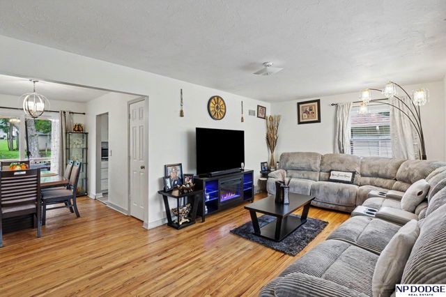 3425 N 68 Street, Lincoln, NE 68507
