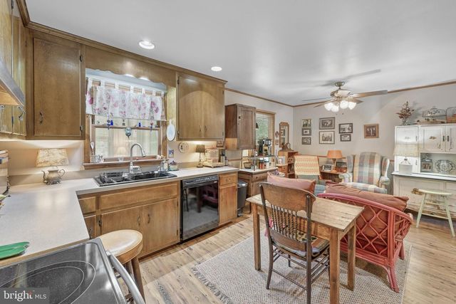 110 PATRICK HENRY DR, Louisa, VA 23093