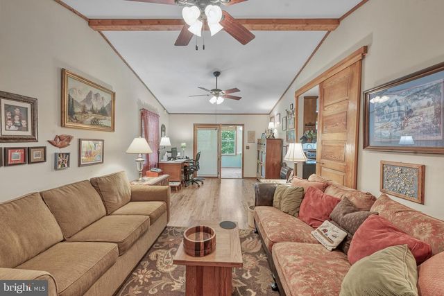 110 PATRICK HENRY DR, Louisa, VA 23093