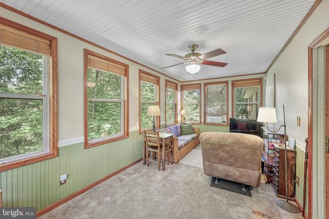 110 PATRICK HENRY DR, Louisa, VA 23093