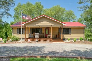 110 PATRICK HENRY DR, Louisa, VA 23093