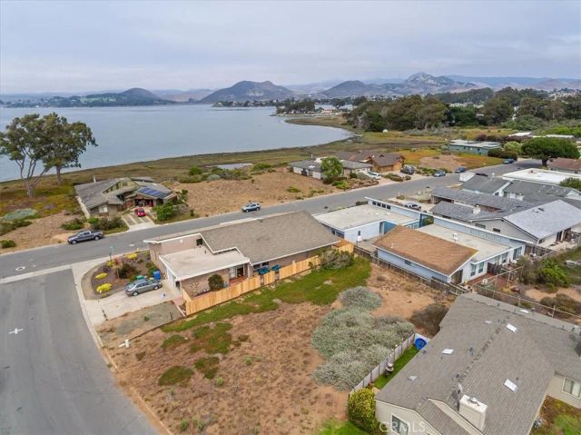 1924 Nevada, Los Osos, CA 93402