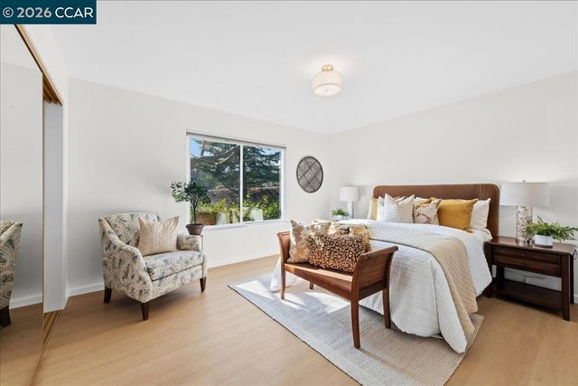 3001 Golden Rain Rd 3, Walnut Creek, CA 94595