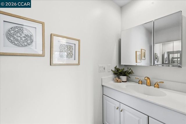 3001 Golden Rain Rd 3, Walnut Creek, CA 94595