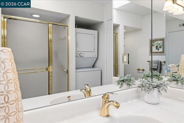 3001 Golden Rain Rd 3, Walnut Creek, CA 94595