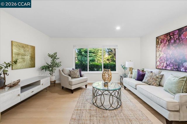 3001 Golden Rain Rd 3, Walnut Creek, CA 94595