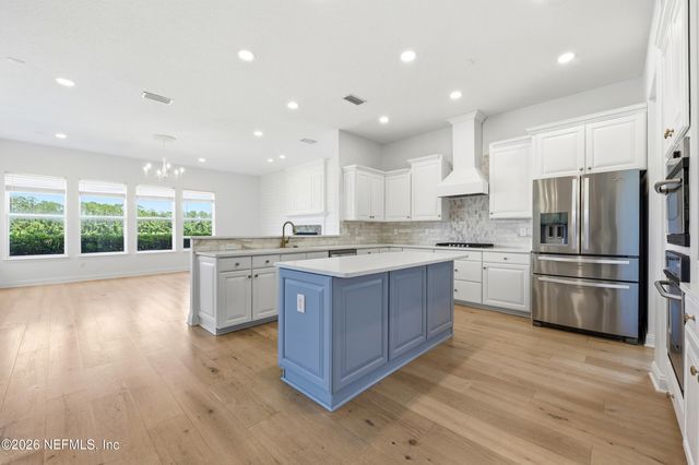 9937 WATERMARK Lane W, Jacksonville, FL 32256