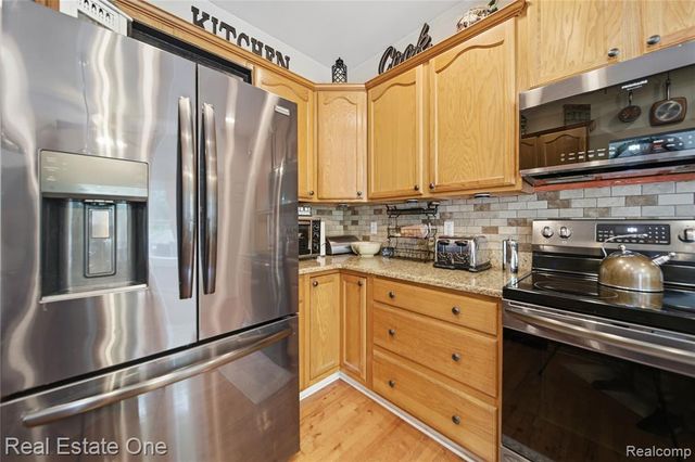 5361 Universe Avenue, Howell, MI 48843