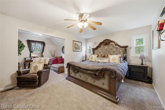 5361 Universe Avenue, Howell, MI 48843