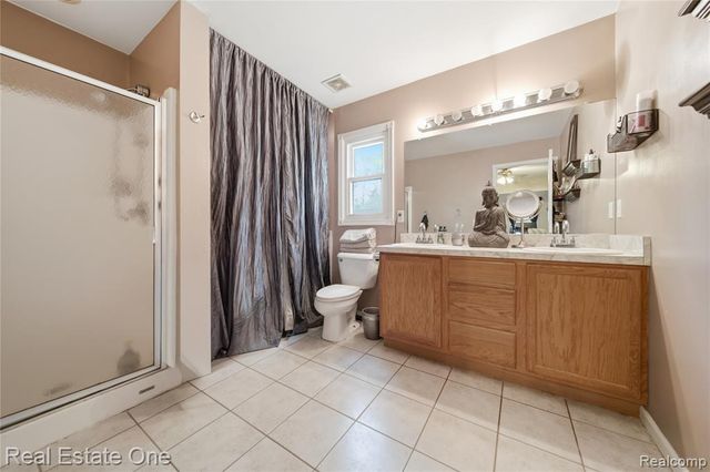 5361 Universe Avenue, Howell, MI 48843