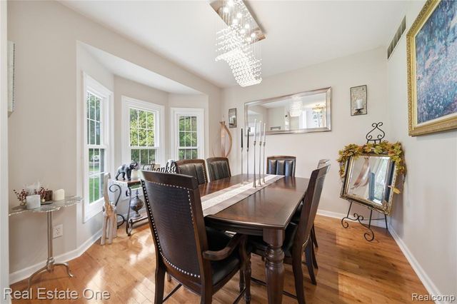 5361 Universe Avenue, Howell, MI 48843