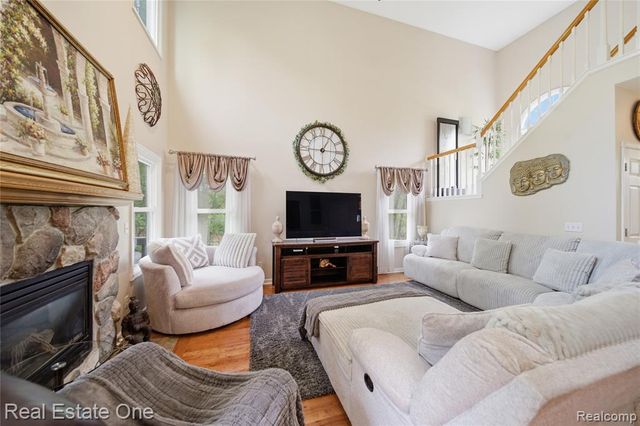 5361 Universe Avenue, Howell, MI 48843