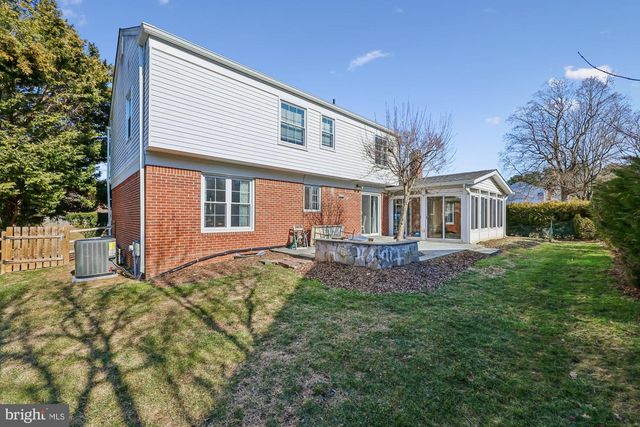 12608 LINCOLNSHIRE DR, Potomac, MD 20854