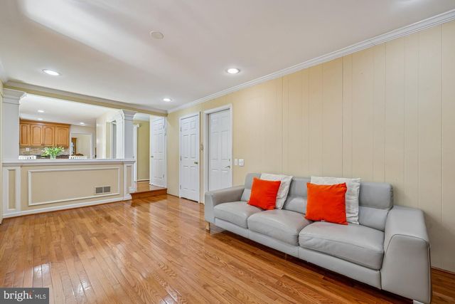 12608 LINCOLNSHIRE DR, Potomac, MD 20854