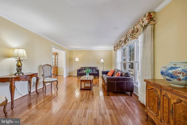 12608 LINCOLNSHIRE DR, Potomac, MD 20854