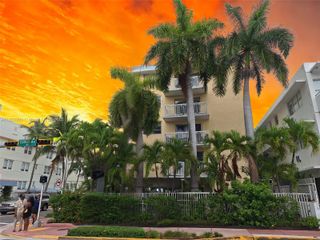 1357 Collins Ave D4, Miami Beach, FL 33139