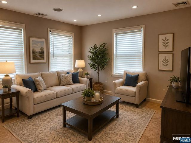 100 1st Avenue, Hawthorne, NJ 07506