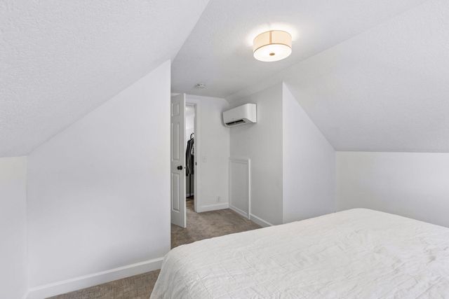 2804 Blackstone Avenue, Saint Louis Park, MN 55416
