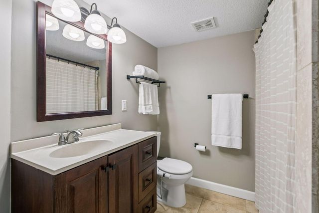 2804 Blackstone Avenue, Saint Louis Park, MN 55416