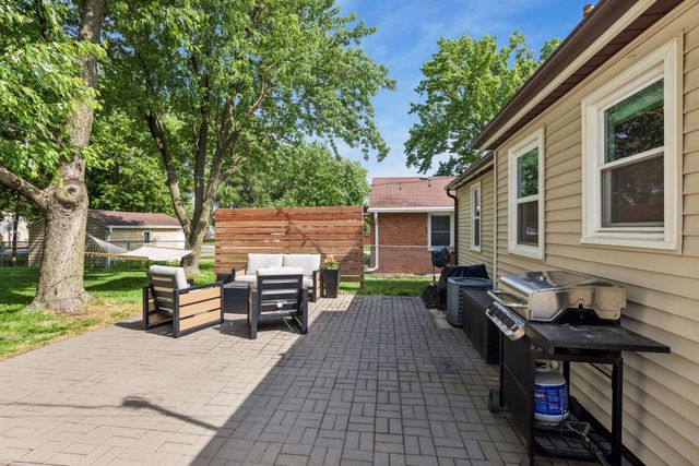 2804 Blackstone Avenue, Saint Louis Park, MN 55416