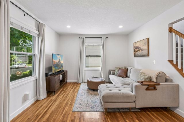 2804 Blackstone Avenue, Saint Louis Park, MN 55416