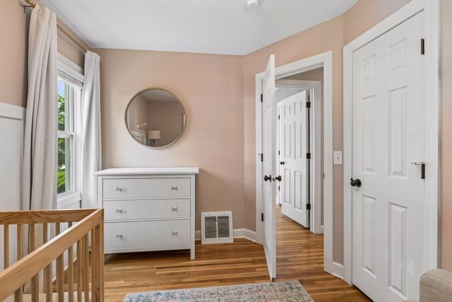 2804 Blackstone Avenue, Saint Louis Park, MN 55416