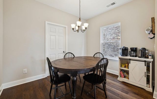 135 Santa Rosa Dr, Gallatin, TN 37066