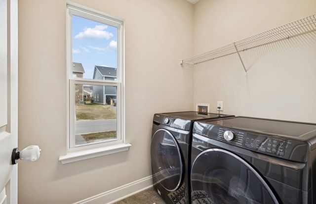 135 Santa Rosa Dr, Gallatin, TN 37066