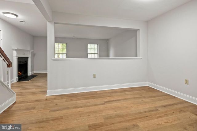 8684 VENOY CT, Alexandria, VA 22309