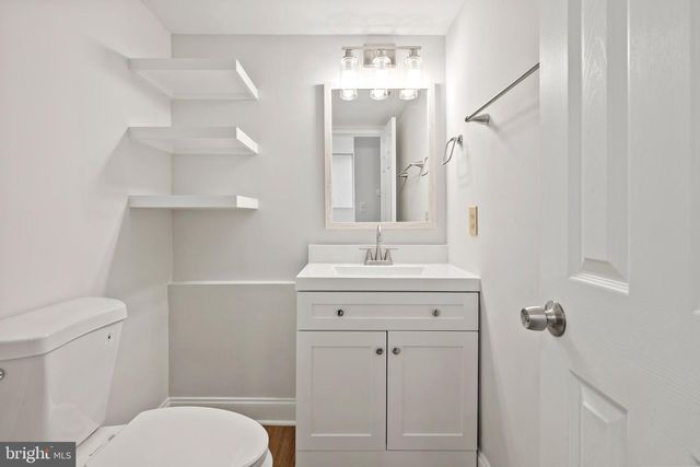 8684 VENOY CT, Alexandria, VA 22309