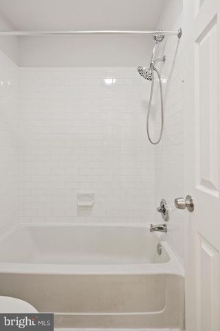 8684 VENOY CT, Alexandria, VA 22309