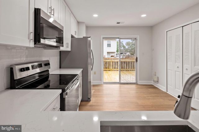8684 VENOY CT, Alexandria, VA 22309