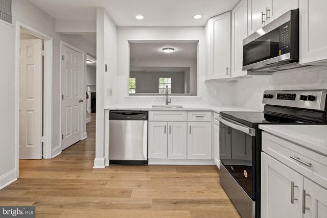 8684 VENOY CT, Alexandria, VA 22309