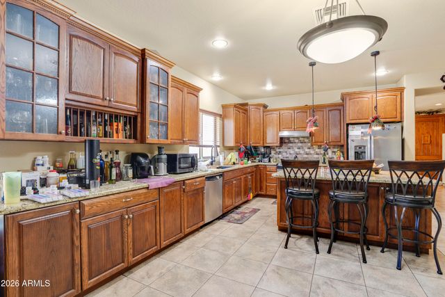 7612 N 81st Lane, Glendale, AZ 85303