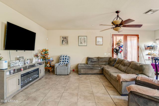 7612 N 81st Lane, Glendale, AZ 85303