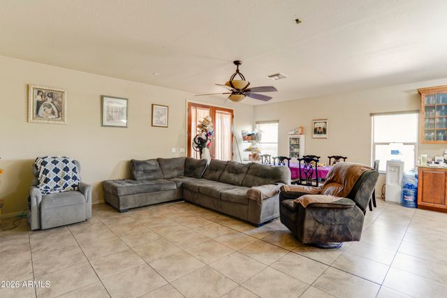 7612 N 81st Lane, Glendale, AZ 85303
